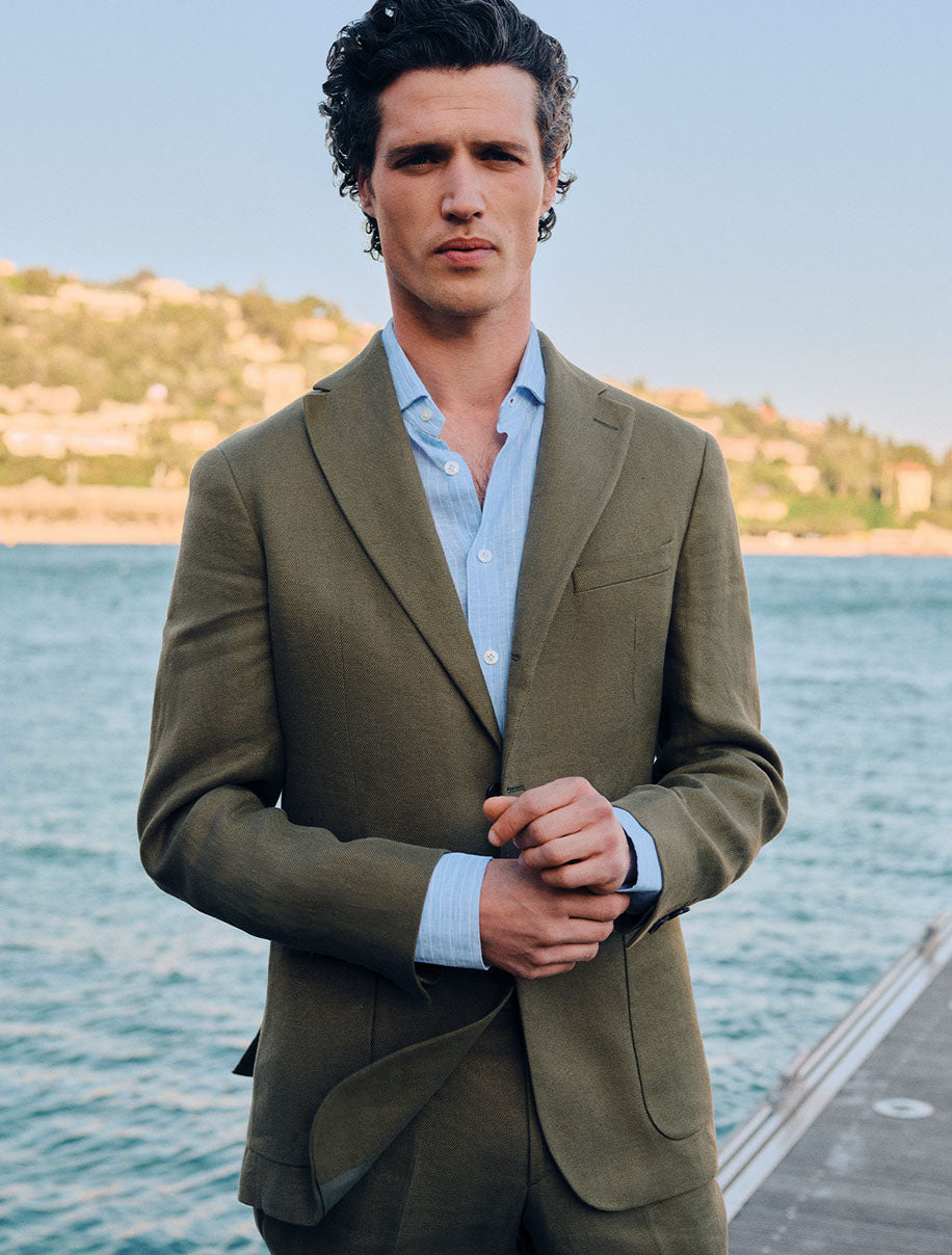 Relaxed Suiting