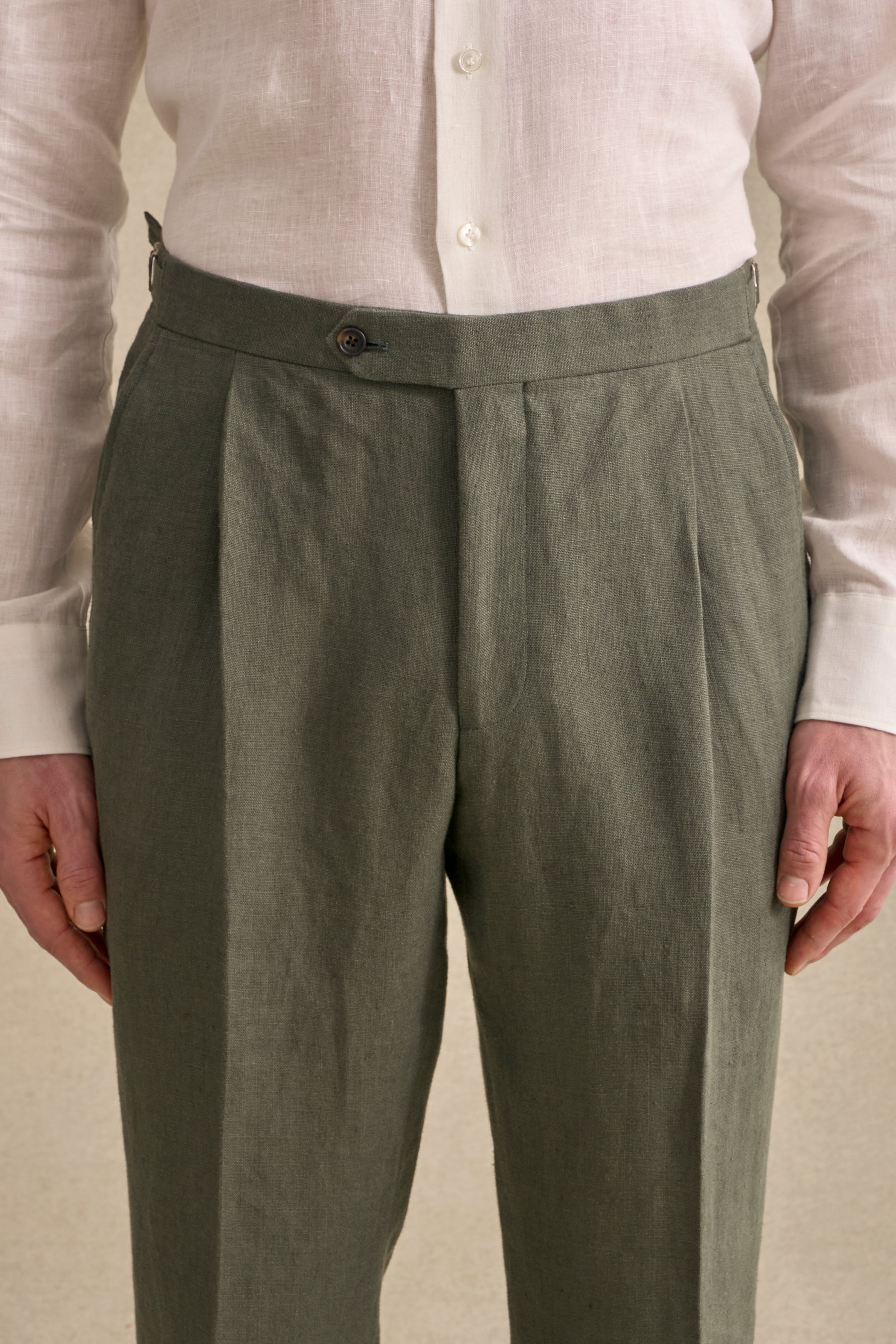 Green Single Pleat Linen Trousers – New and Lingwood