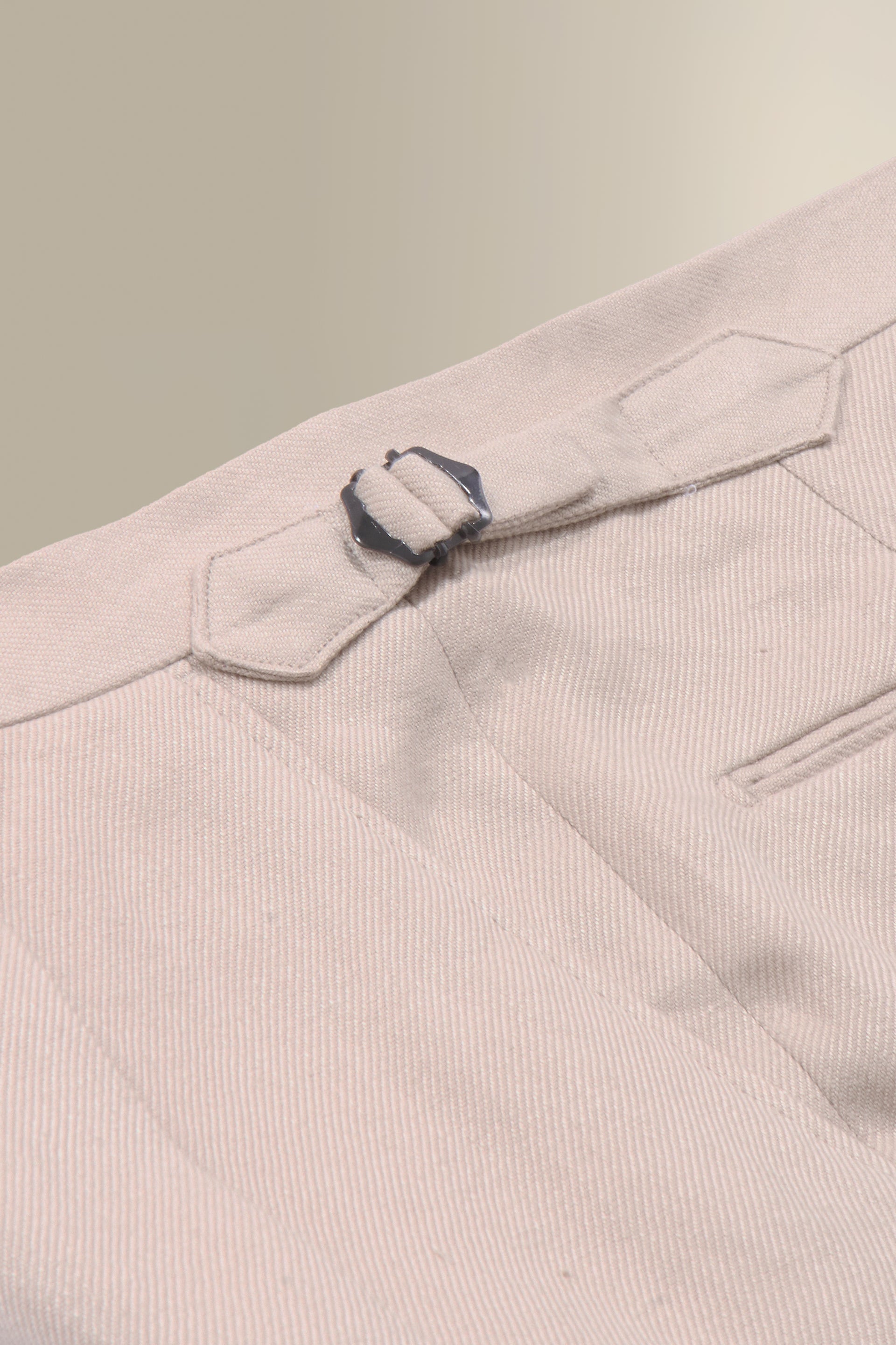 Cream Single Pleat Linen Twill Shorts