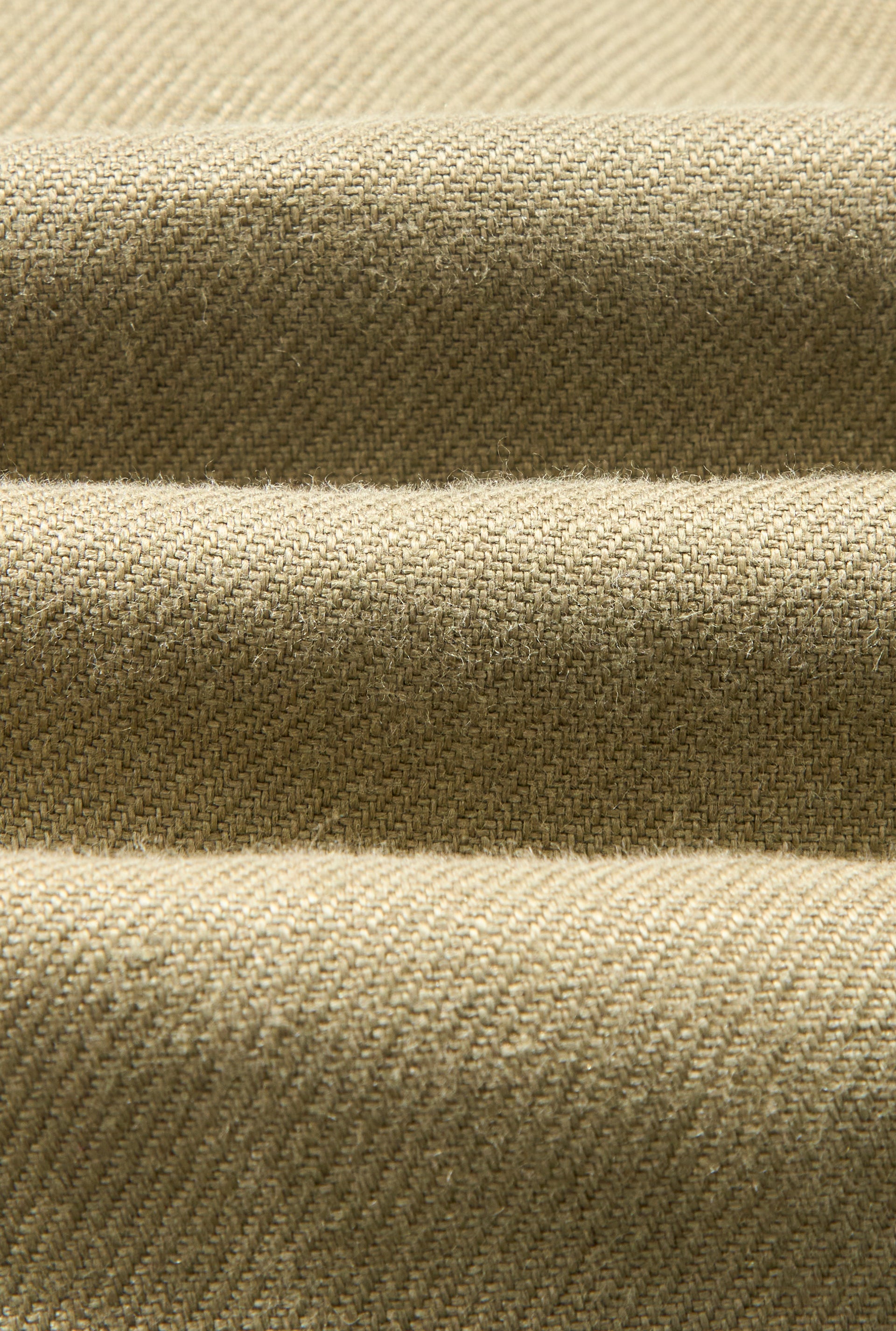 Green Single Pleat Linen Twill Shorts