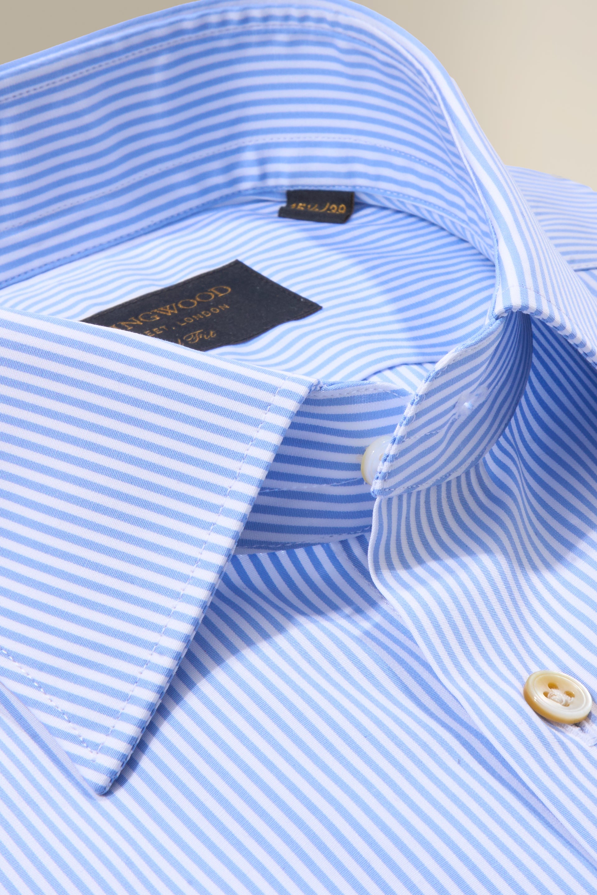 Blue & White Candy Stripe St James' Collar Tailored Fit Single Cuff Poplin Shirt