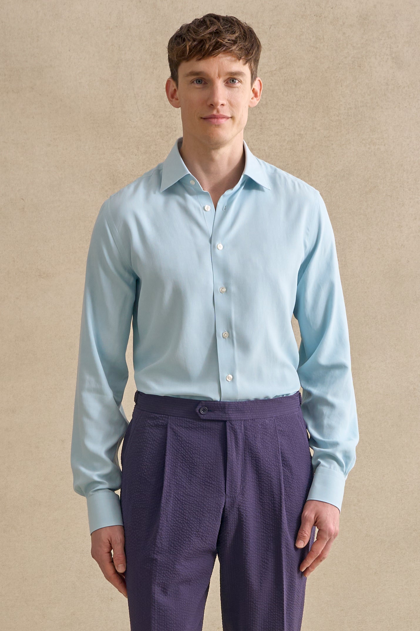Light Blue Cutaway Collar Tailored Fit Sandwash Silk Shirt