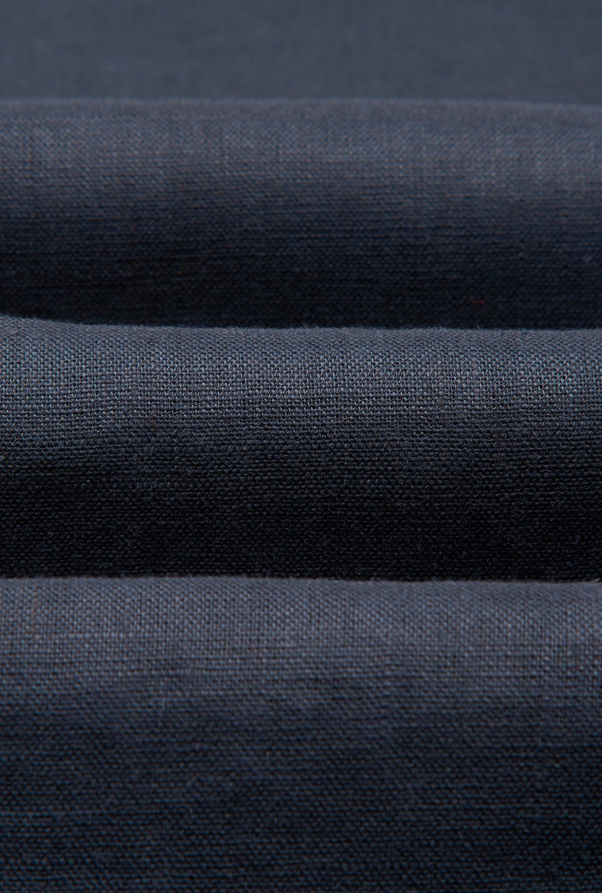Navy Cutaway Collar Standard Fit Single Cuff Linen Shirt