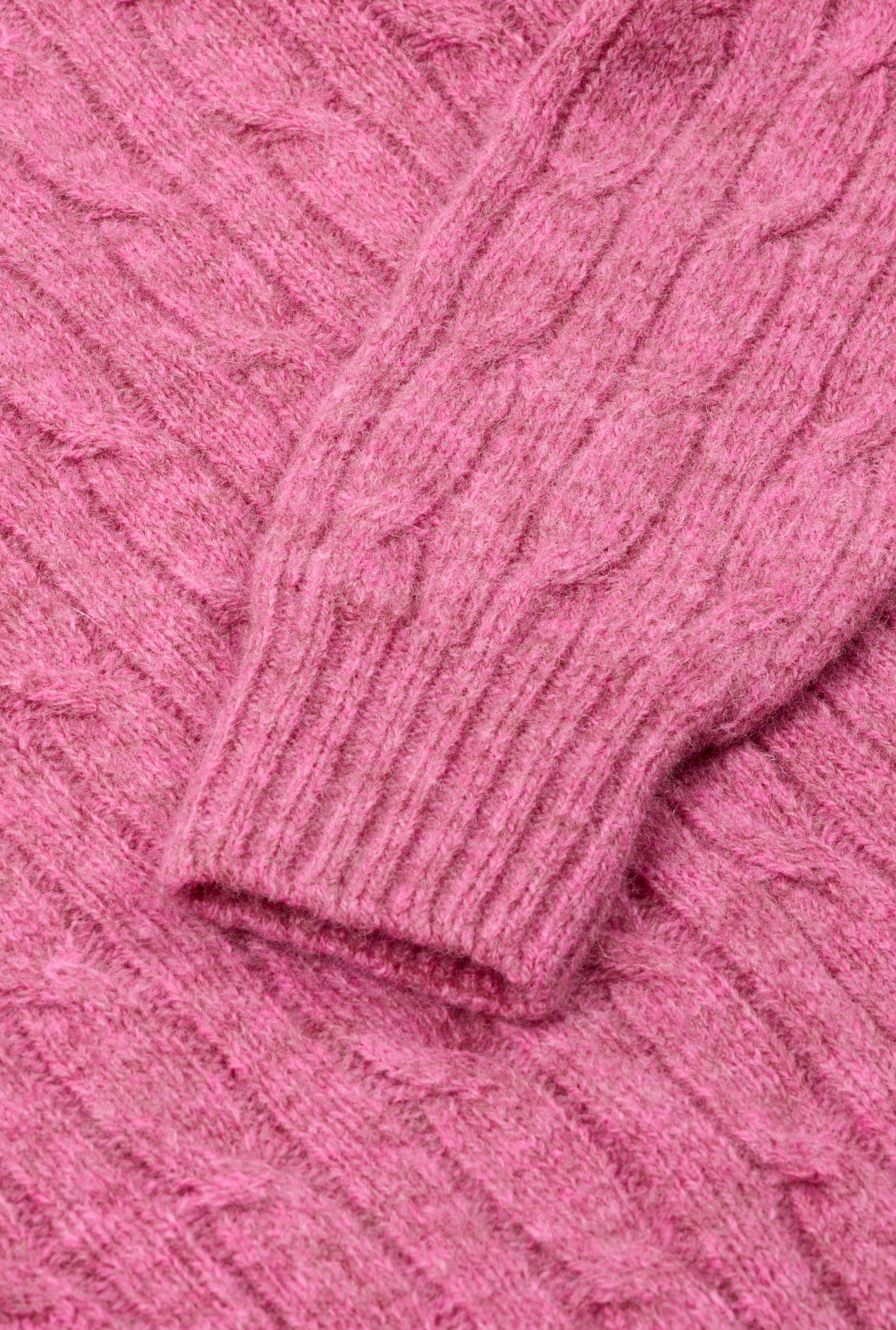 Pink Lambswool Cable Knit Crew Neck Jumper
