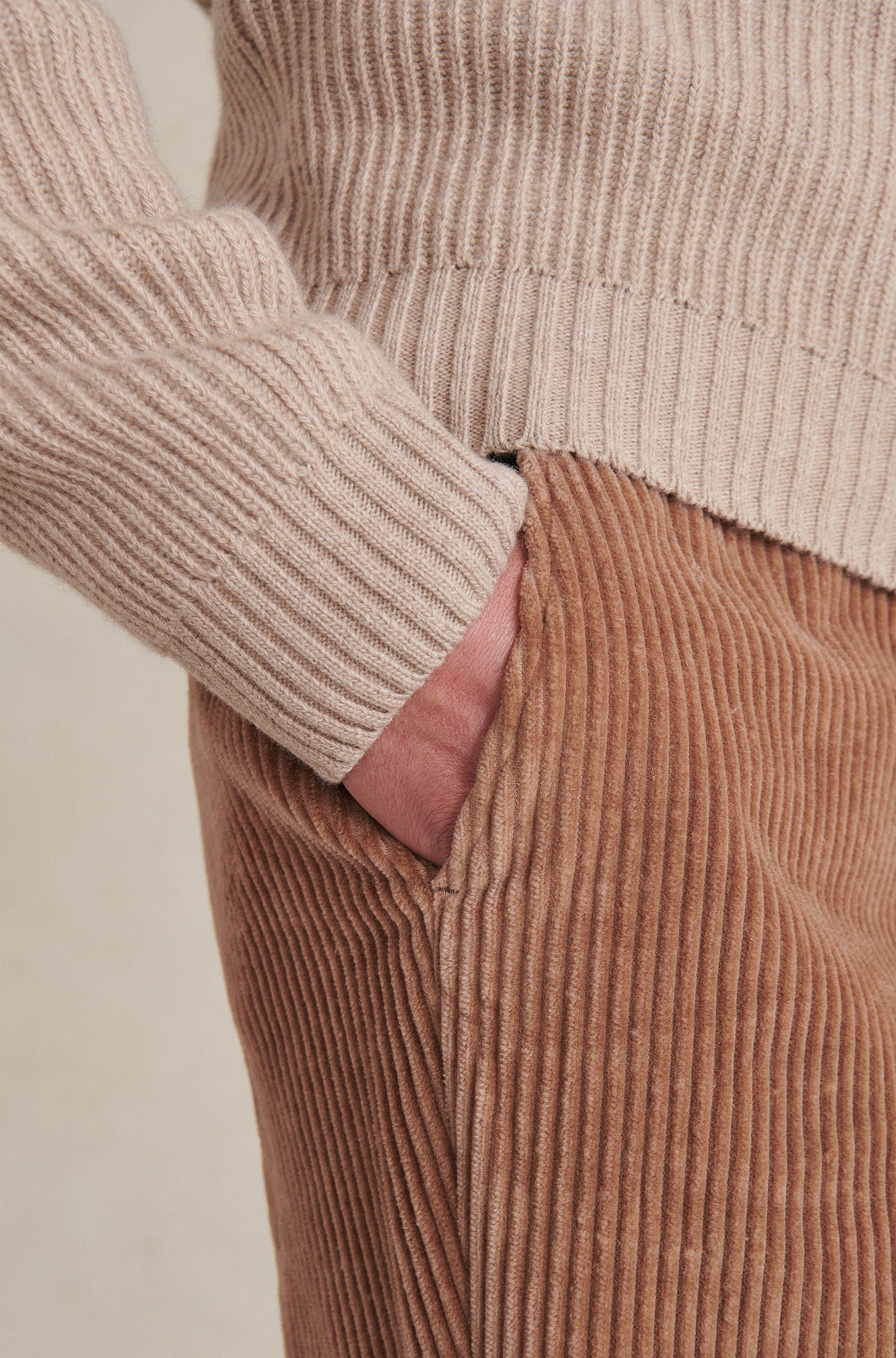 Sand Crew Neck Ribbed Cashmere Jumper