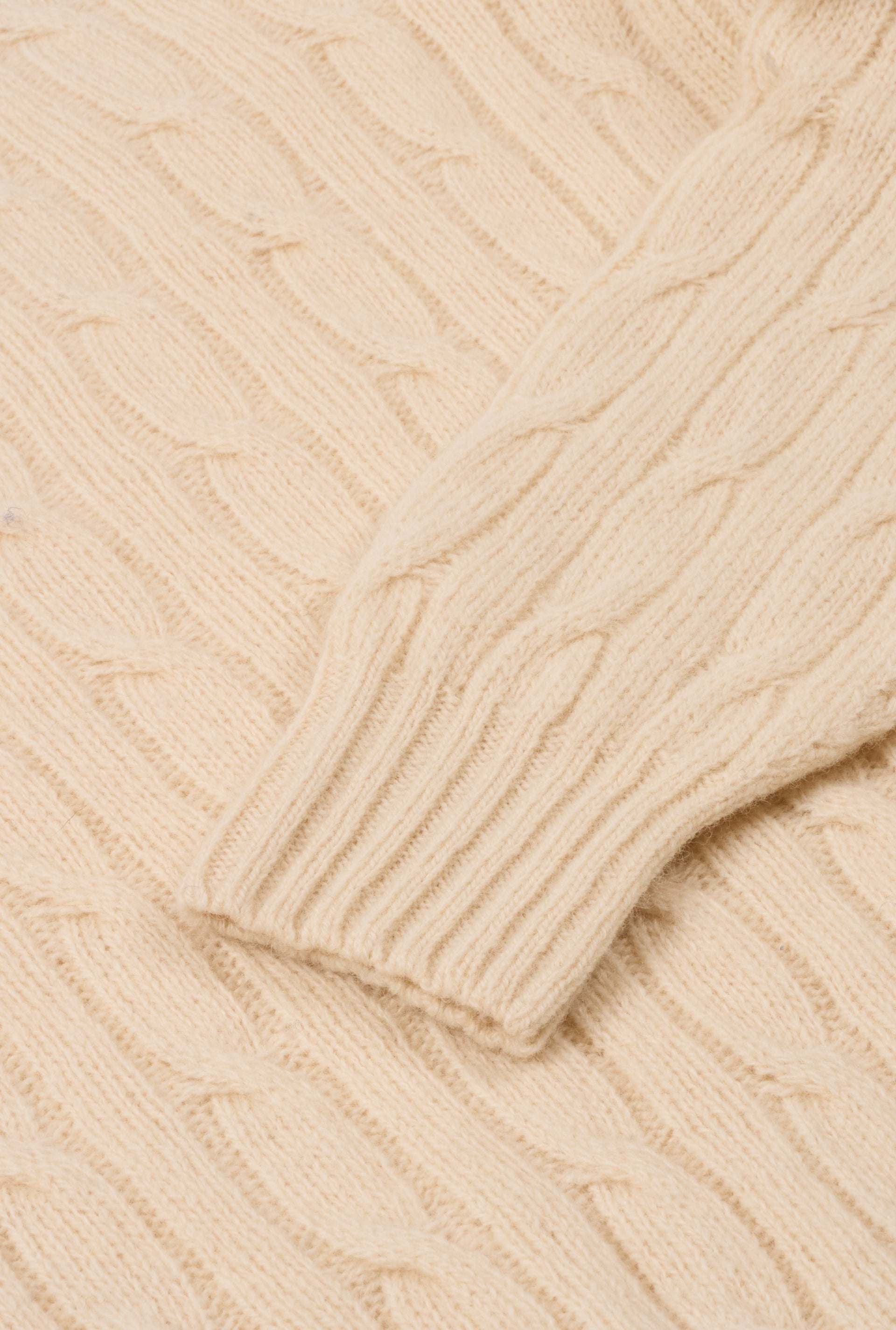 Cream Lambswool Cable Knit Crew Neck Jumper