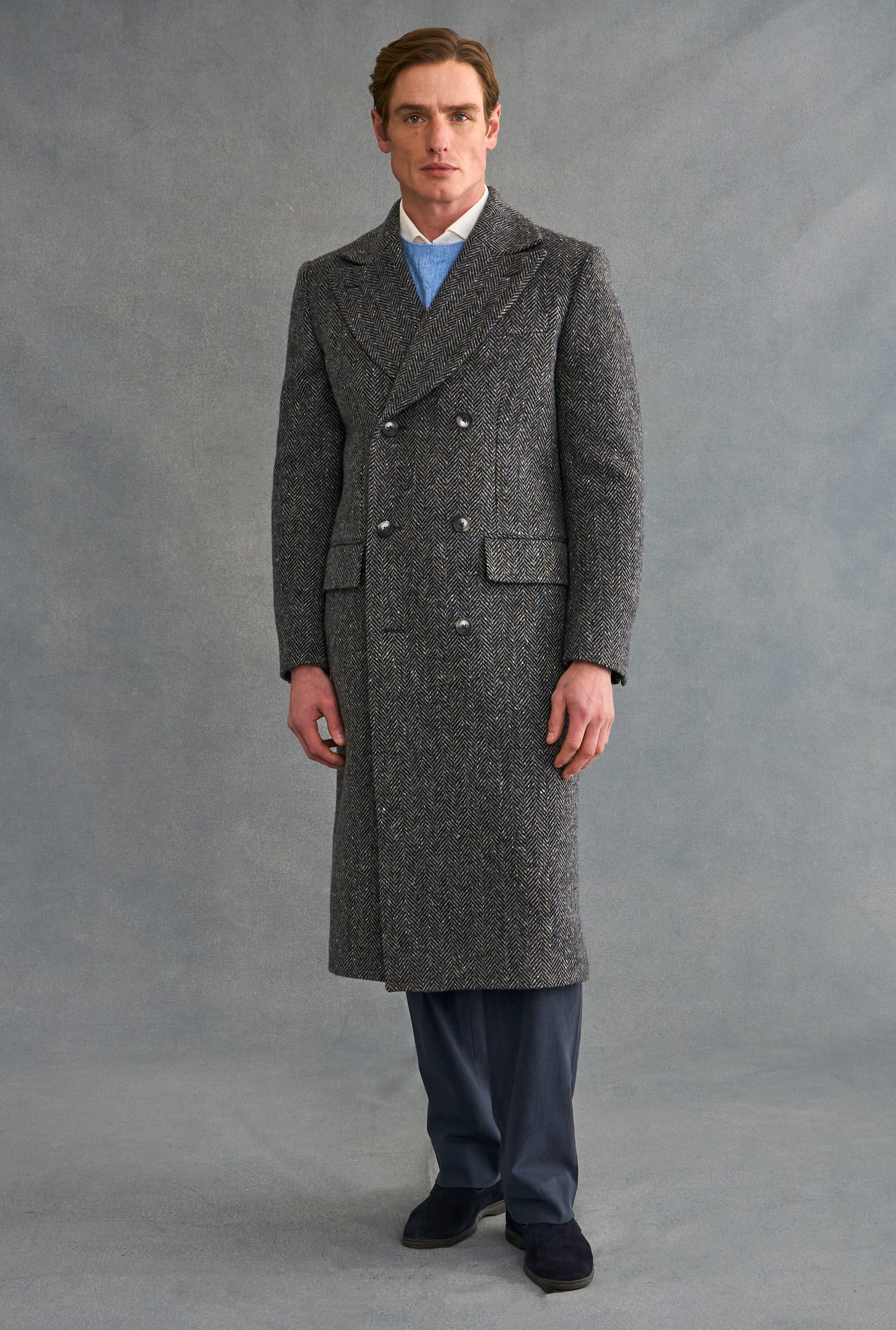 t*a様 【美品】ohotoro herringbone double coat Grey Herringbone Double Breasted Wool Overcoat – New and Lingwood