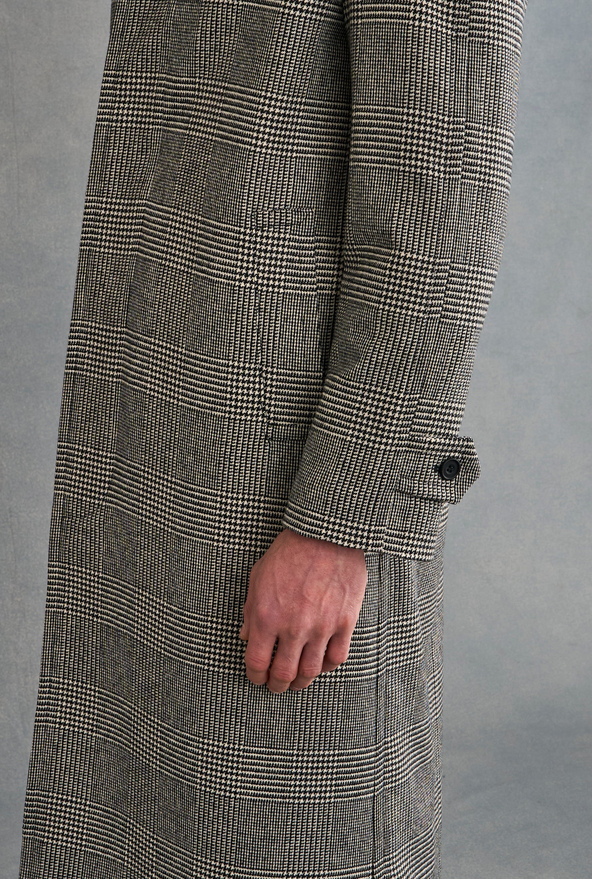 Black & White Prince of Wales Check Raglan Sleeve Overcoat