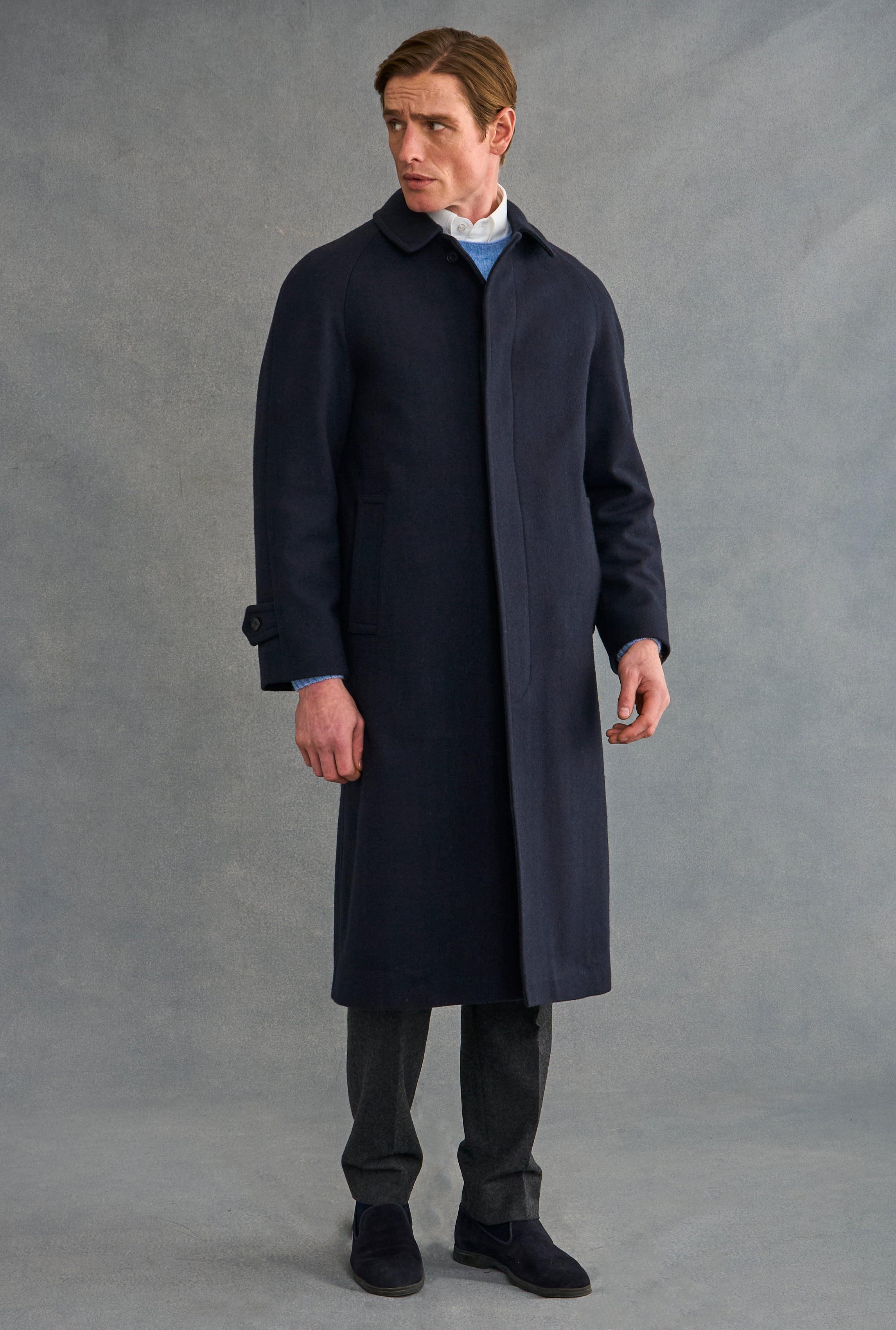 OVERCOAT ネイビー ウールシャツ Navy Herringbone Raglan Sleeve Overcoat – New and Lingwood