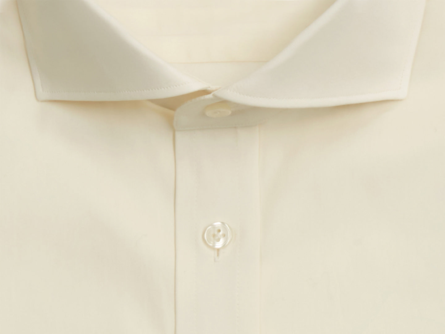 Cream Poplin Cutaway Collar