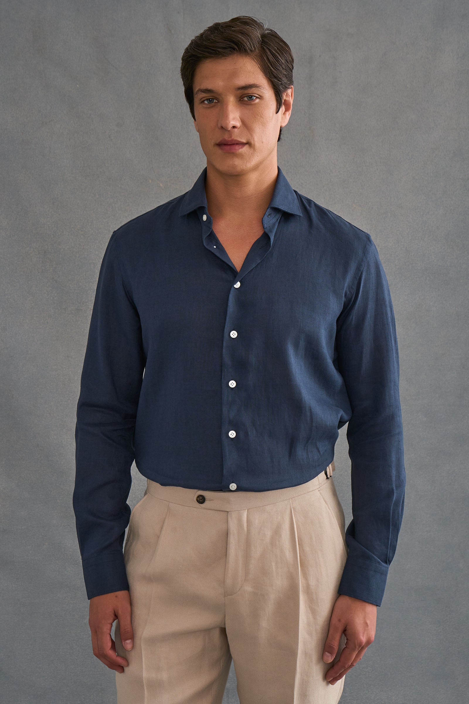 Navy Cutaway Collar Standard Fit Single Cuff Linen Shirt