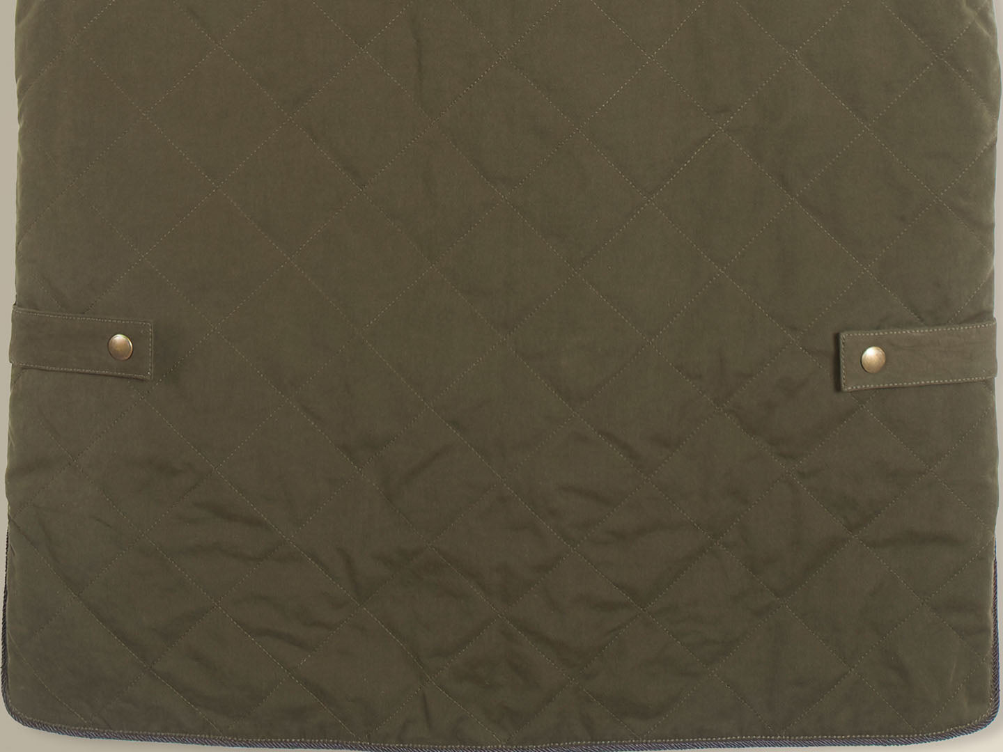 Adjustable Back Tabs