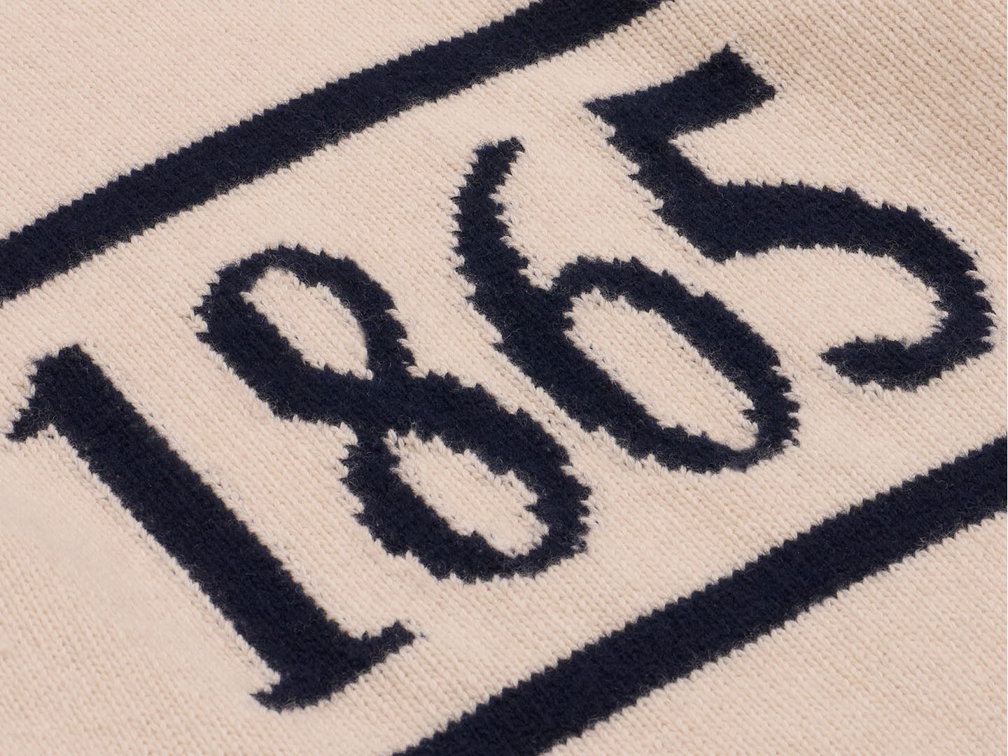 Exclusive 1865 Motif