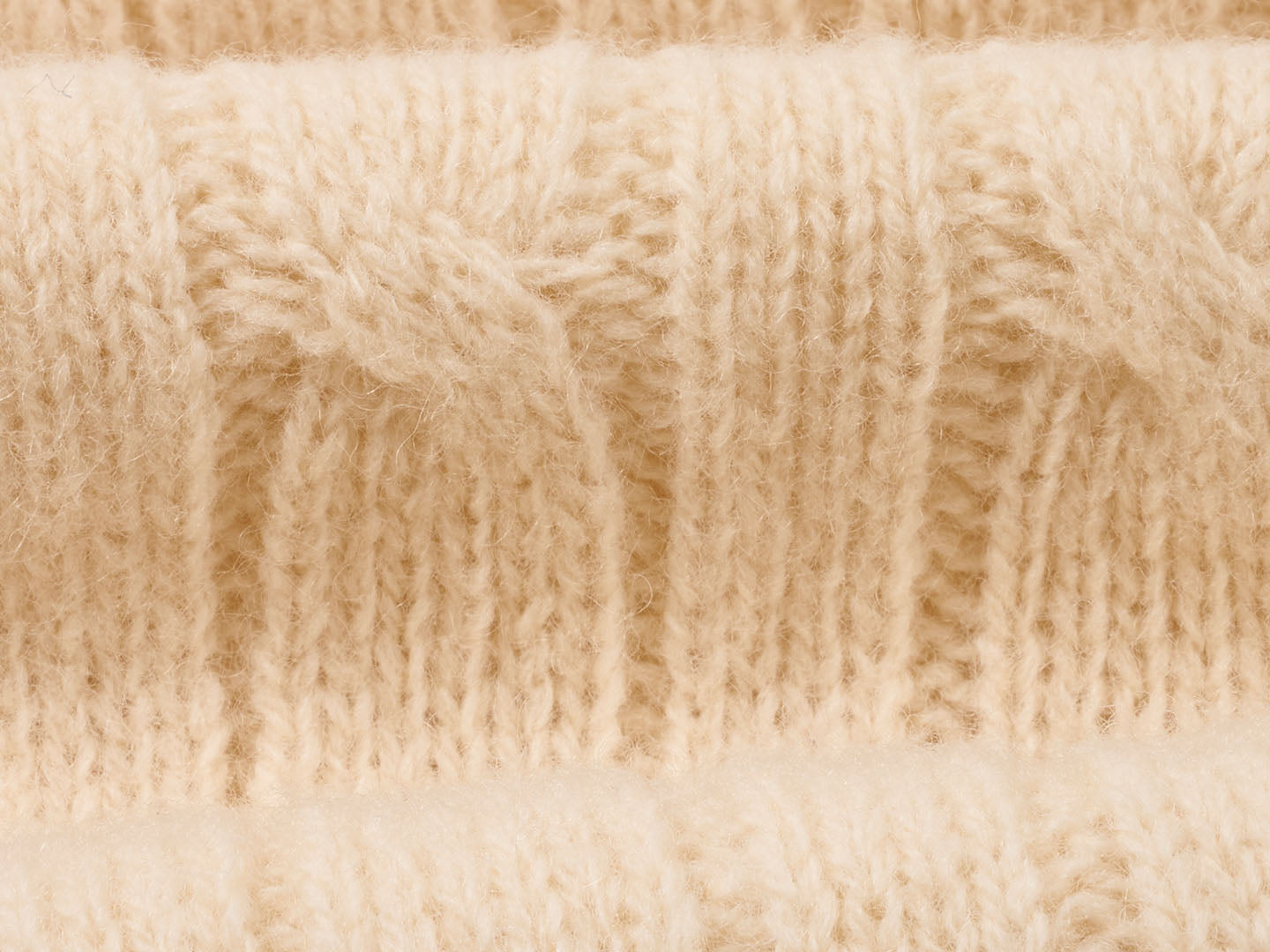 Cable Knit Lambswool