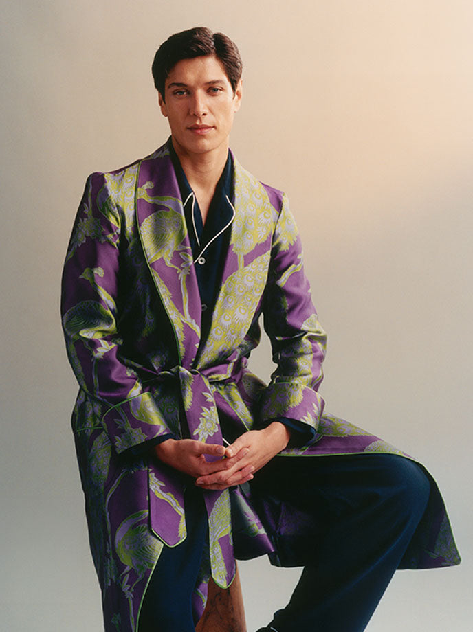 Black Skull & Crossbones Silk Scarf – New and Lingwood