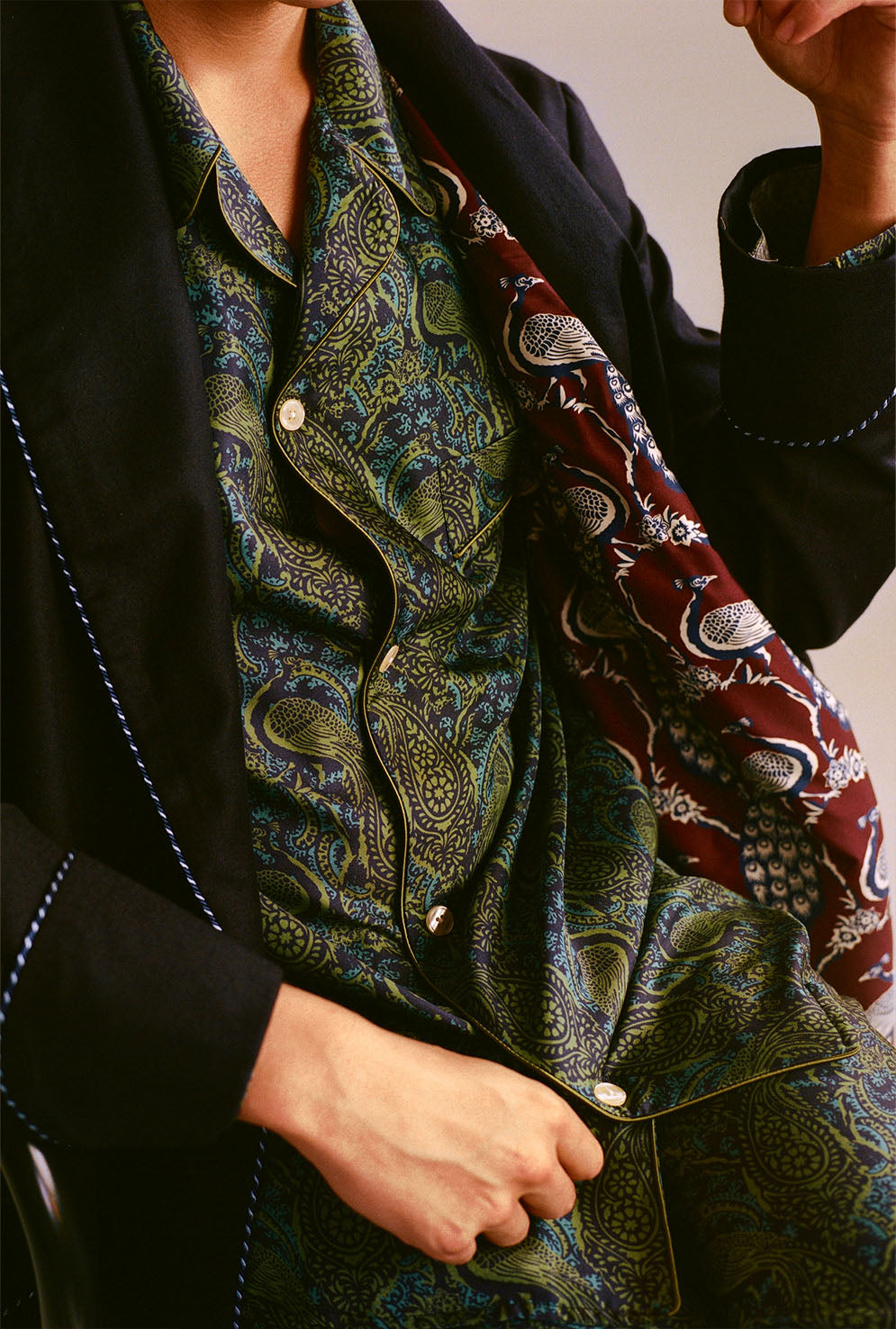 Peacock Print Lined Wool Dressing Gown