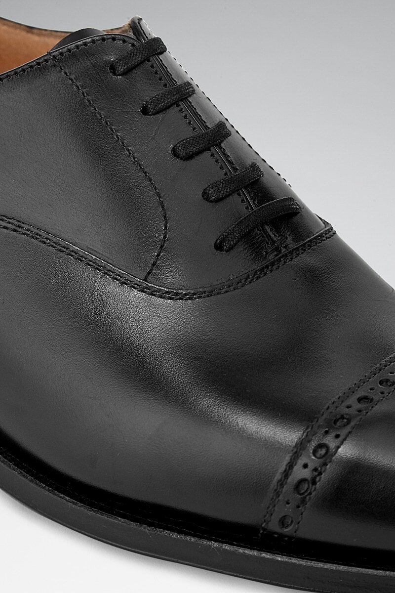 Black Calf Leather Punch Toe Cap Oxford Shoes