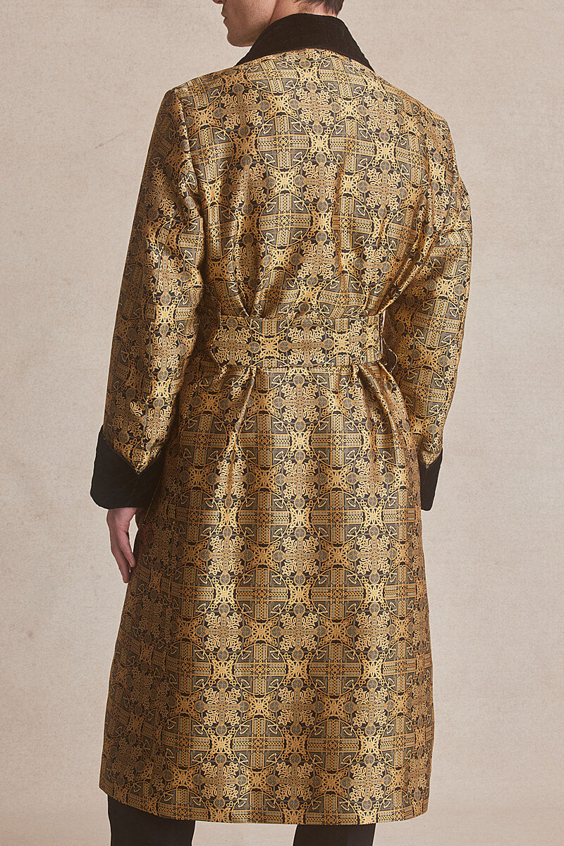 New&Lingwood × EDIFICE
テーラード ジャケット Peacock Unlined Silk Dressing Gown – New and Lingwood